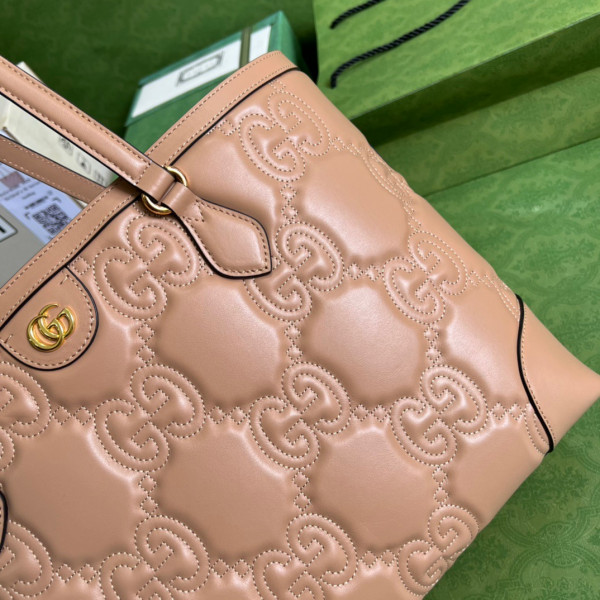 G*u*i gg matelassé leather medium tote