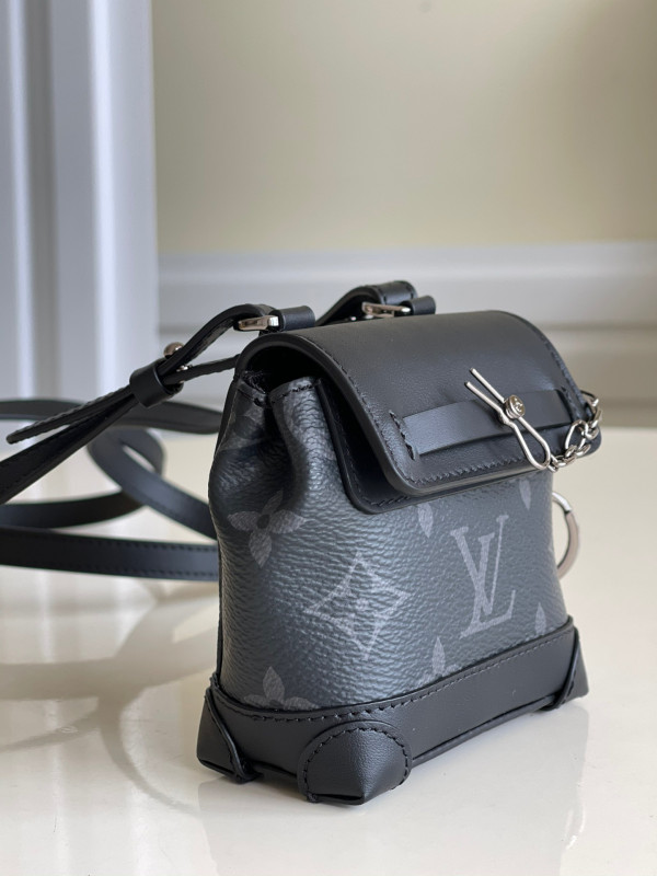 l0*is V*t0n mini steamer pouch