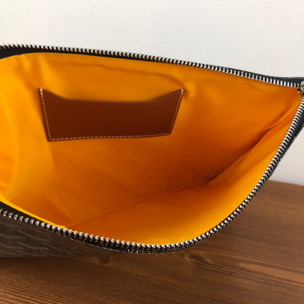 Go*ard senat pouch