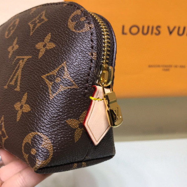 l0*is V*t0n cosmetic pouch pm-19*12*6cm