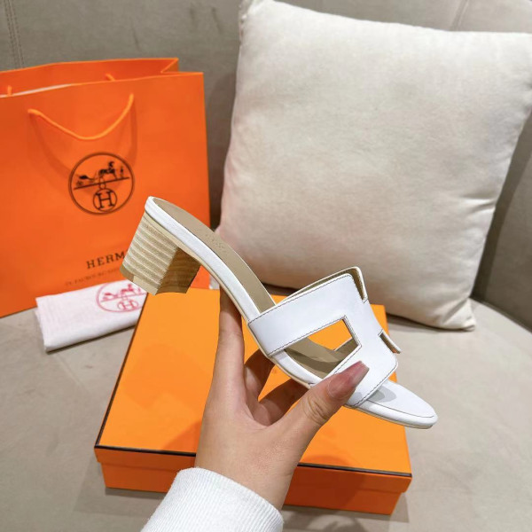 H**mes oasis sandal