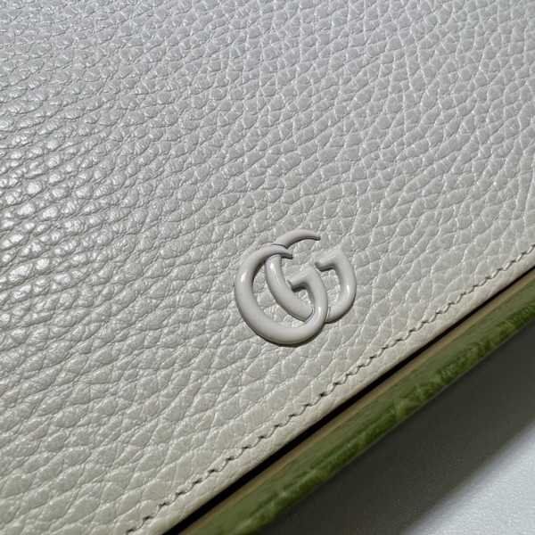G*u*i gg marmont chain wallet