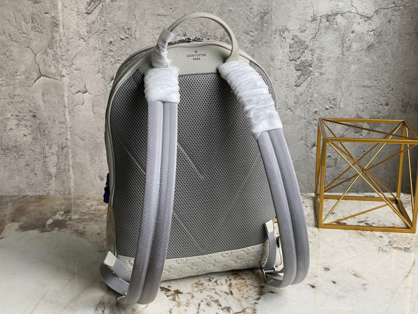 l0*is V*t0n ellipse backpack