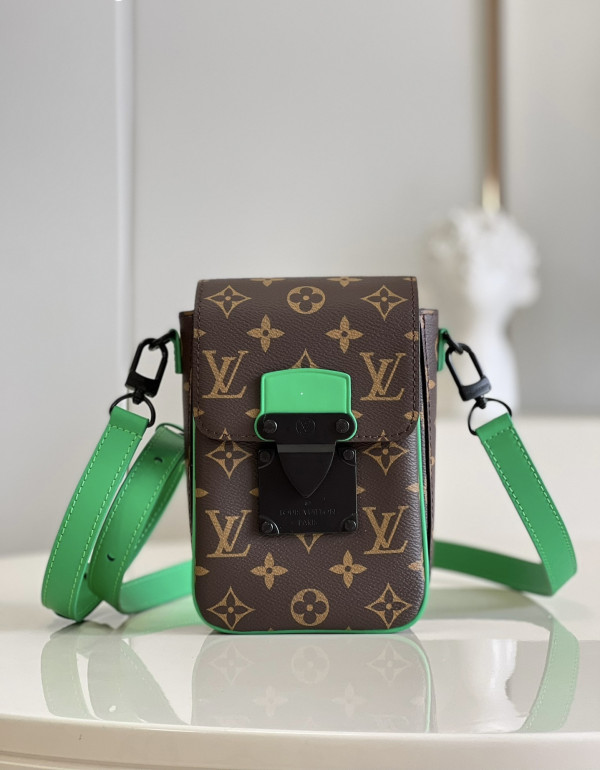 l0*is V*t0n s-lock vertical wearable wallet