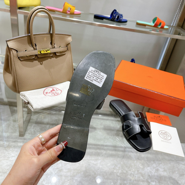 H**mes sandal