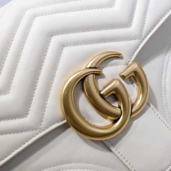 G*u*i gg marmont medium top handle bag