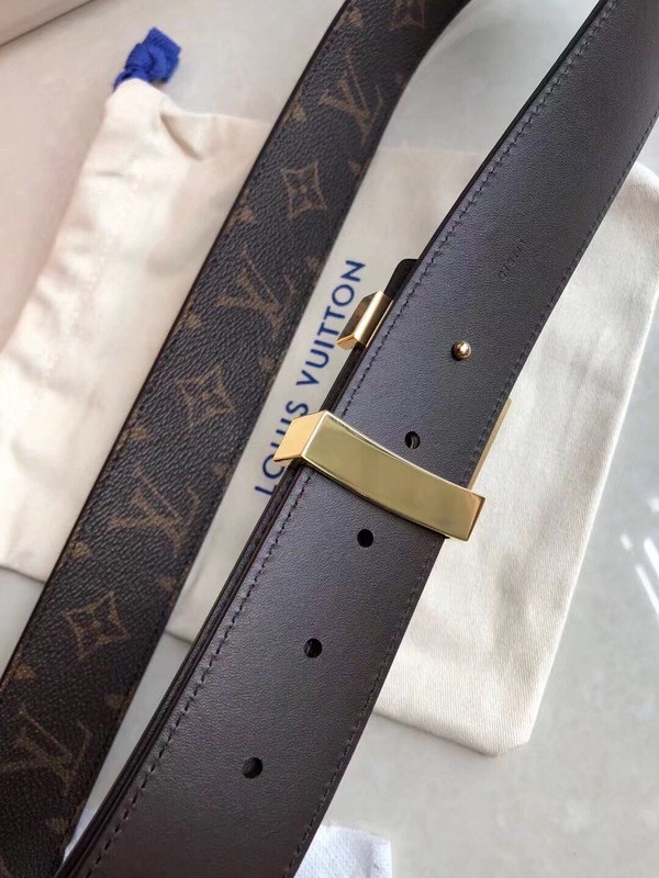 l0*is V*t0n belt