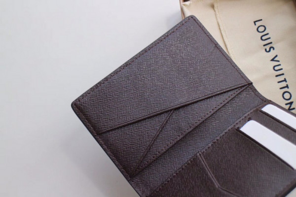 l0*is V*t0n pocket organizer