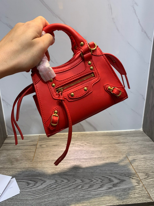 Ba*len*cia*ga neo classic nano top handle bag