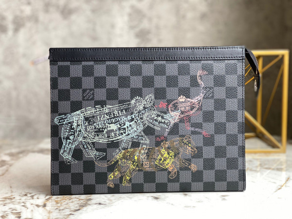l0*is V*t0n pochette voyage