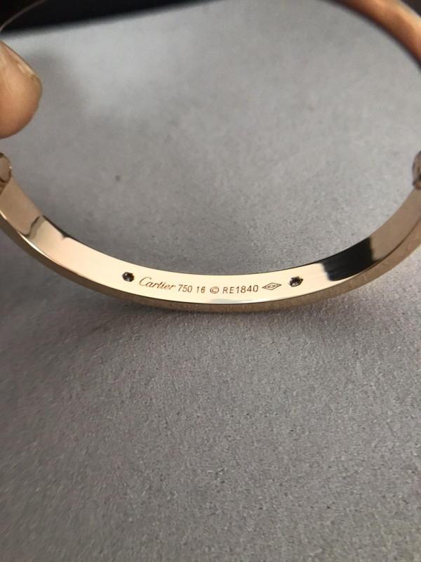 Ca*t*er  bracelet
