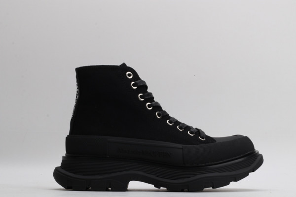 ale*d*r M*Q*en tread slick boot