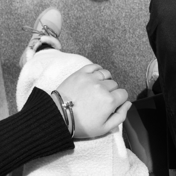 Ca*t*er  bracelet