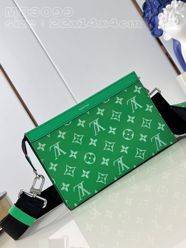 l0*is V*t0n gaston wearable wallet -22*14.5*4.5cm