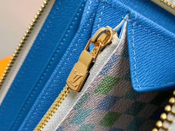 l0*is V*t0n zippy wallet-19.5*10.5*2.5 cm