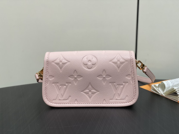 l0*is V*t0n nano diane-19*10.5*6 cm
