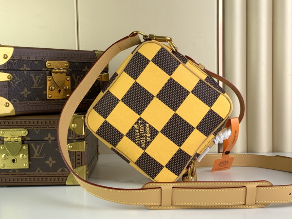 l0*is V*t0n chess messenger-24*24*8cm