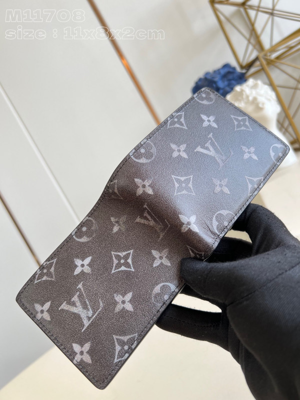 l0*is V*t0n slender wallet-11*8.5*2cm