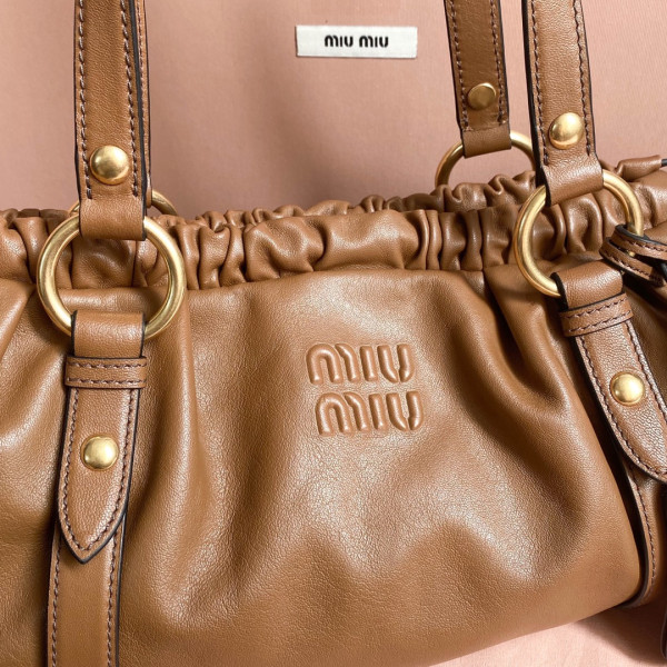 M*um*u joie nappa leather bag-44 x 16 x10.5cm