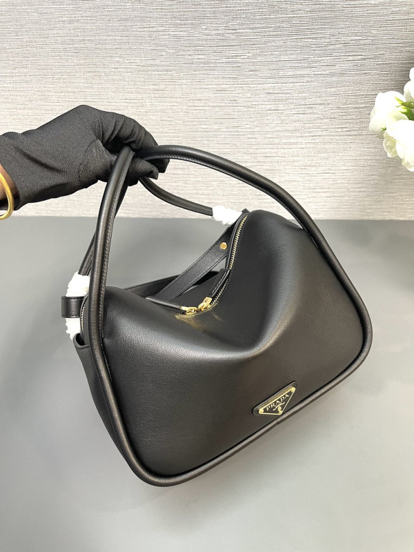Pra*a darling leather handbag