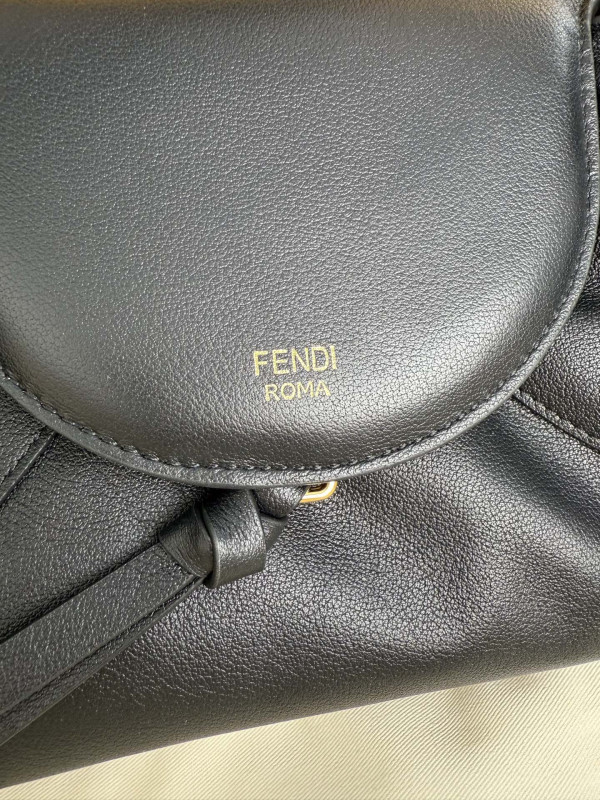 F**di spy small - 32*12*18cm